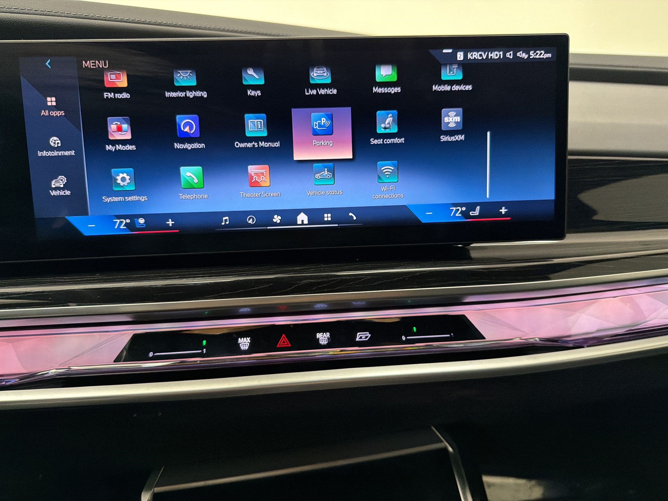 Used 2025 BMW i7 xDrive60 w/ Executive Package AWD/4WD image 21