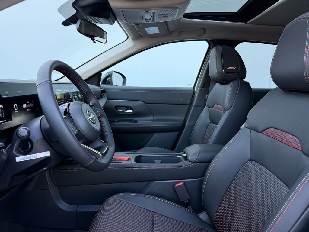 New 2026 Nissan Kicks SR w/ SR Premium Package image 15