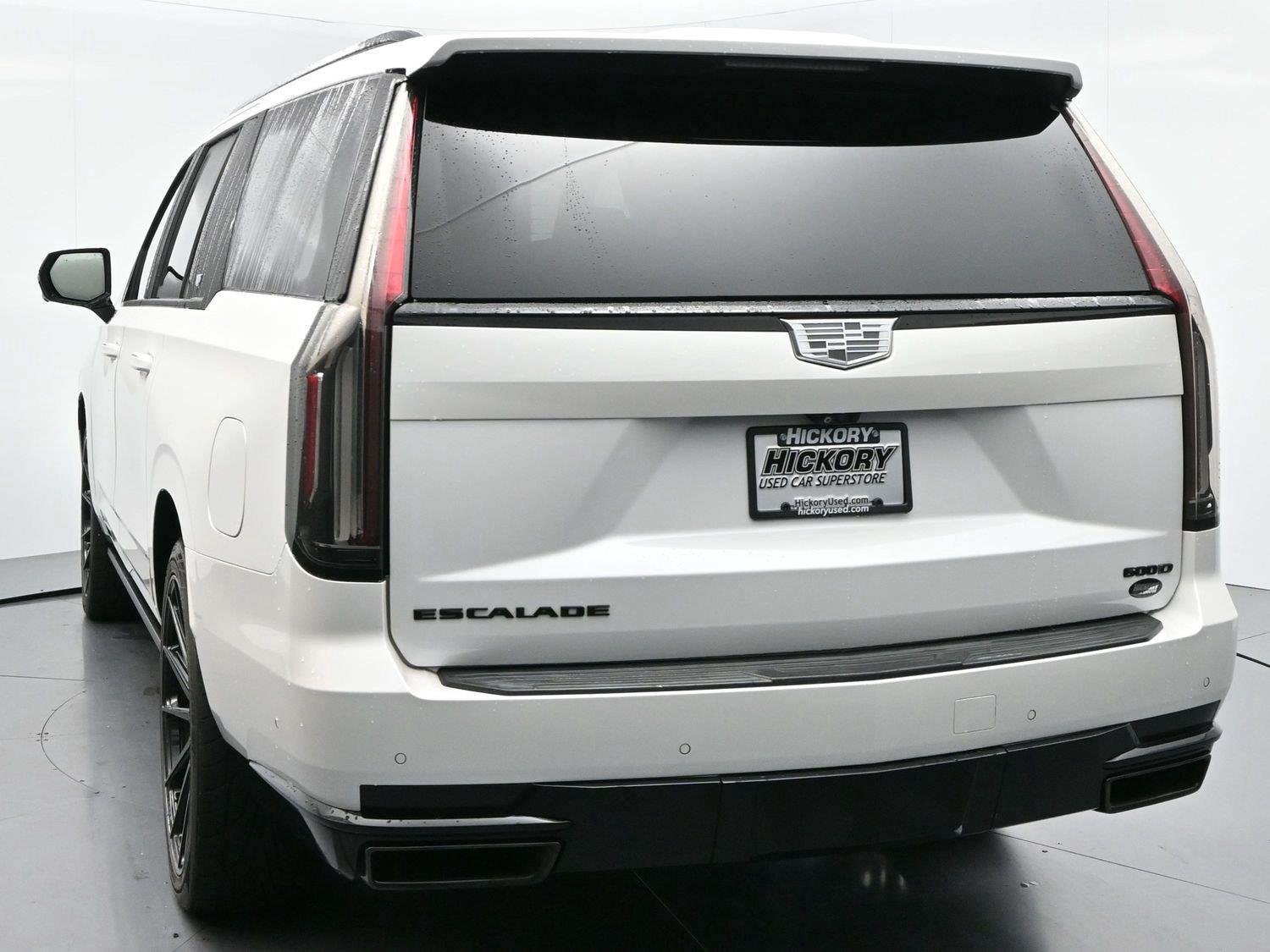 Used 2021 Cadillac Escalade ESV Sport Platinum AWD/4WD image 6