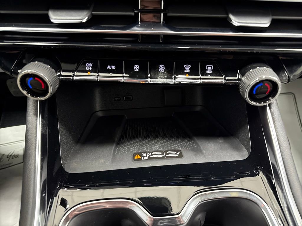 New 2026 Chevrolet Traverse LT w/ Midnight/Sport Edition image 35