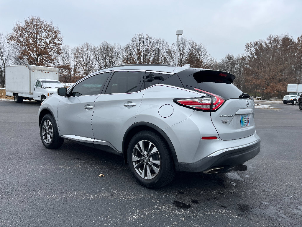 Used 2017 Nissan Murano SV image 5