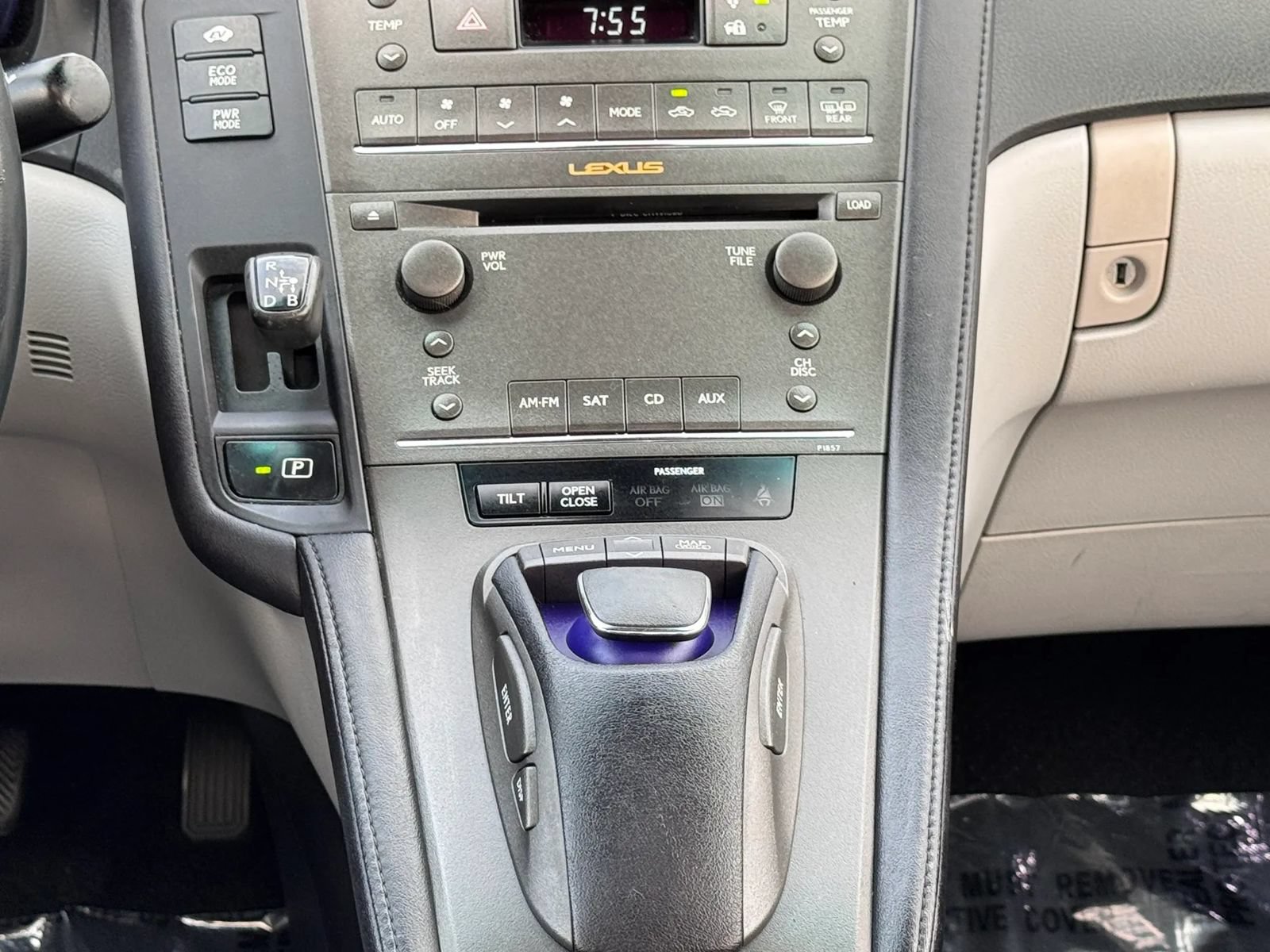Used 2010 Lexus HS 250h Premium w/ Tech Pkg FWD image 28