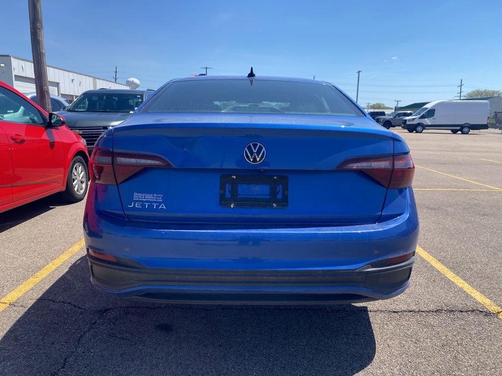 Used 2022 Volkswagen Jetta Sport FWD image 10