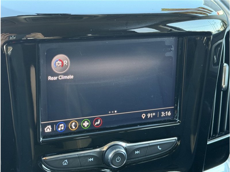 Used 2020 Chevrolet Traverse LS image 43