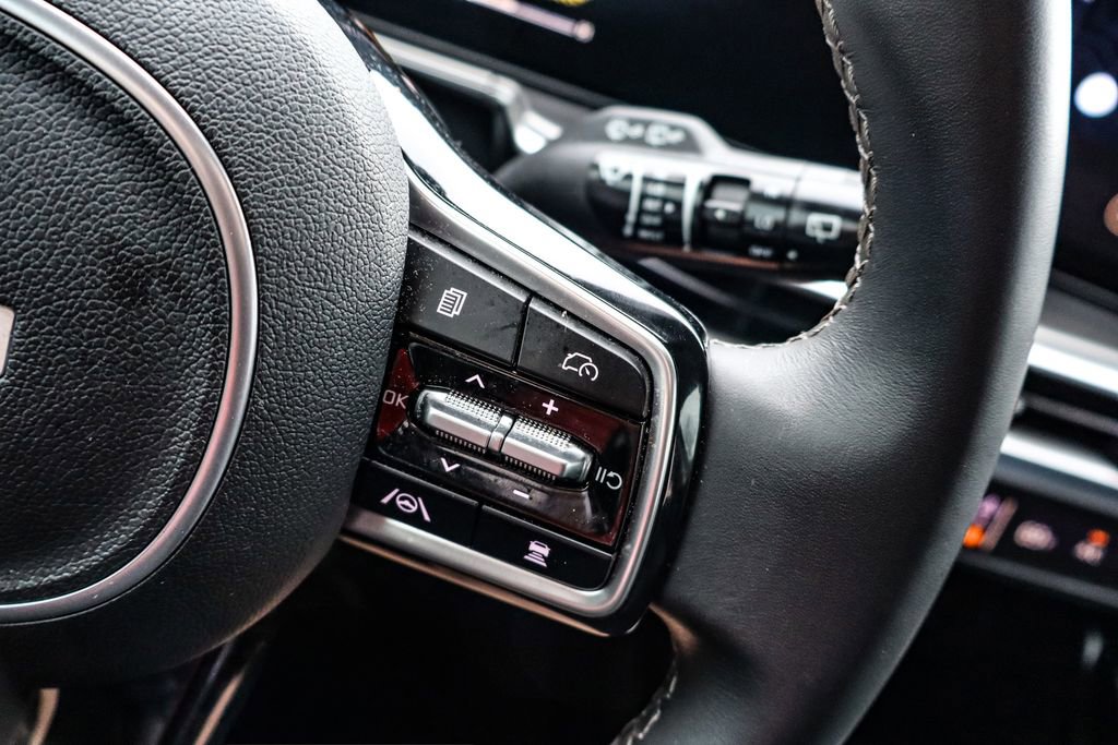 Used 2025 Kia Sorento S w/ Panoramic Sunroof Package image 23