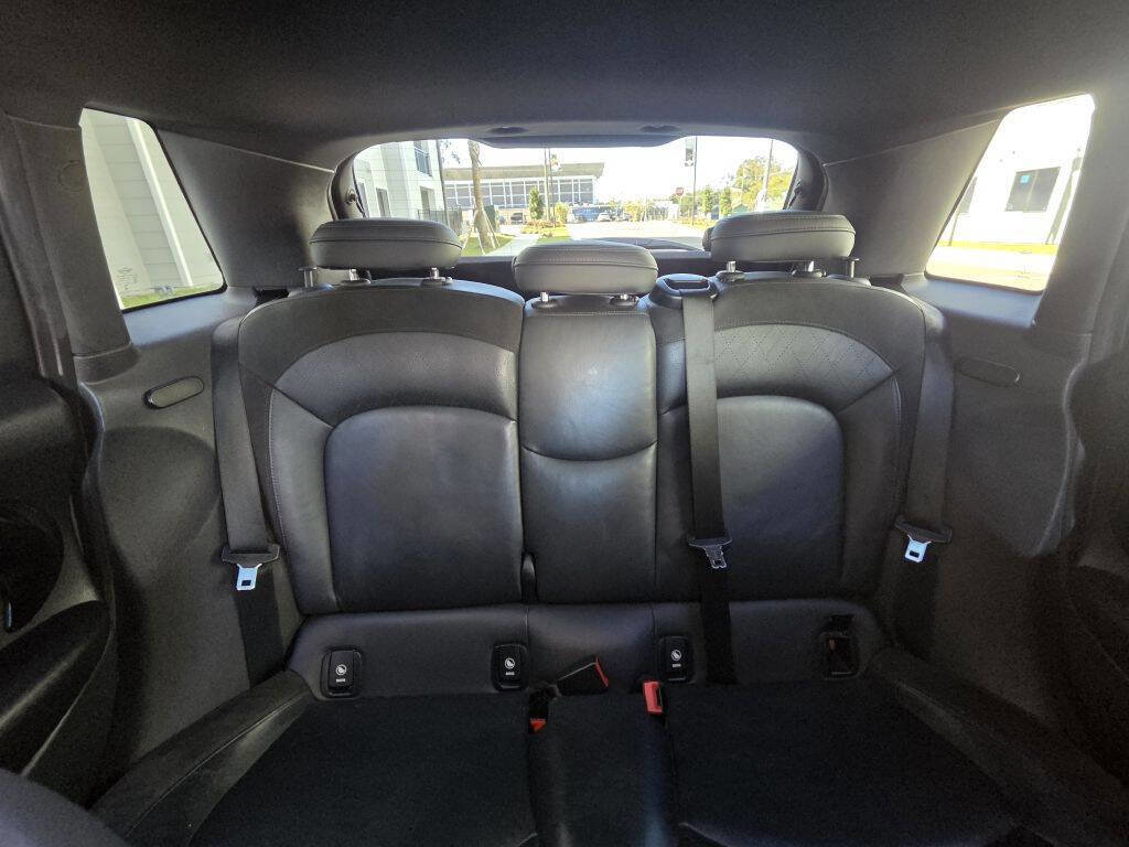 Used 2020 MINI Cooper S image 16