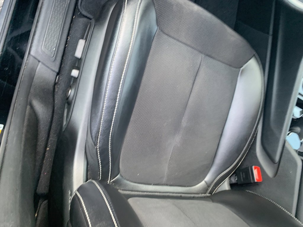 Used 2023 Jeep Grand Cherokee L Laredo image 2