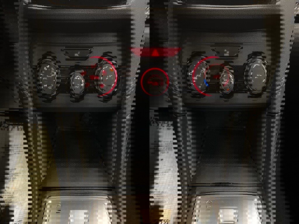 Used 2019 Subaru Crosstrek 2.0i Premium w/ Moonroof Package image 24