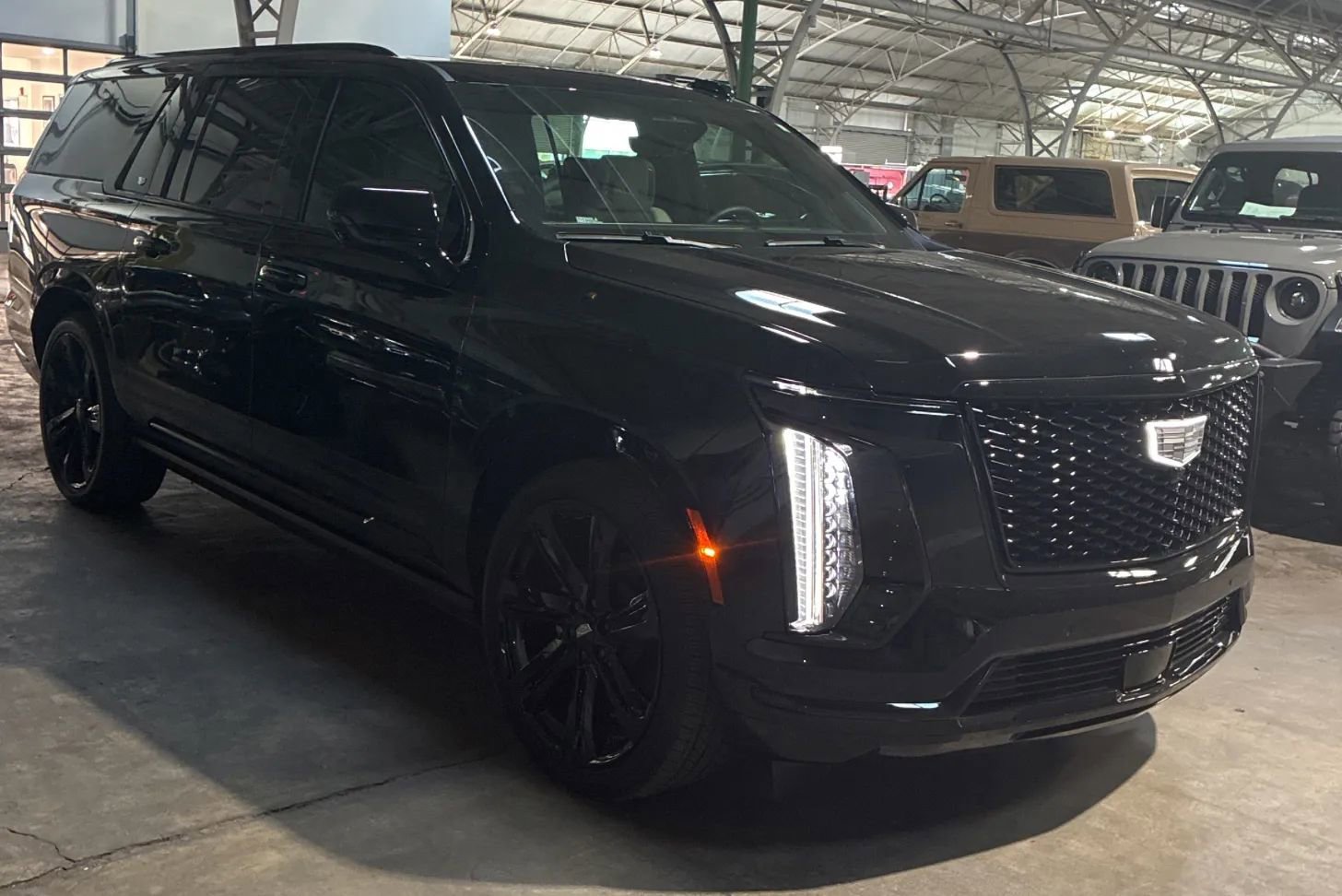 Used 2025 Cadillac Escalade ESV Sport Platinum w/ LPO, Floor Liner Package image 3