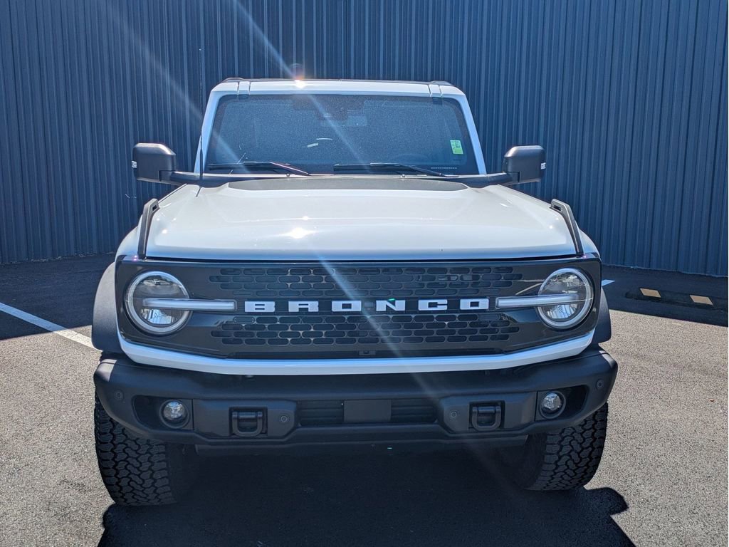 Certified 2025 Ford Bronco Badlands image 3