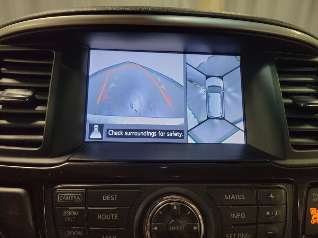 Used 2016 Nissan Pathfinder Platinum AWD/4WD image 24