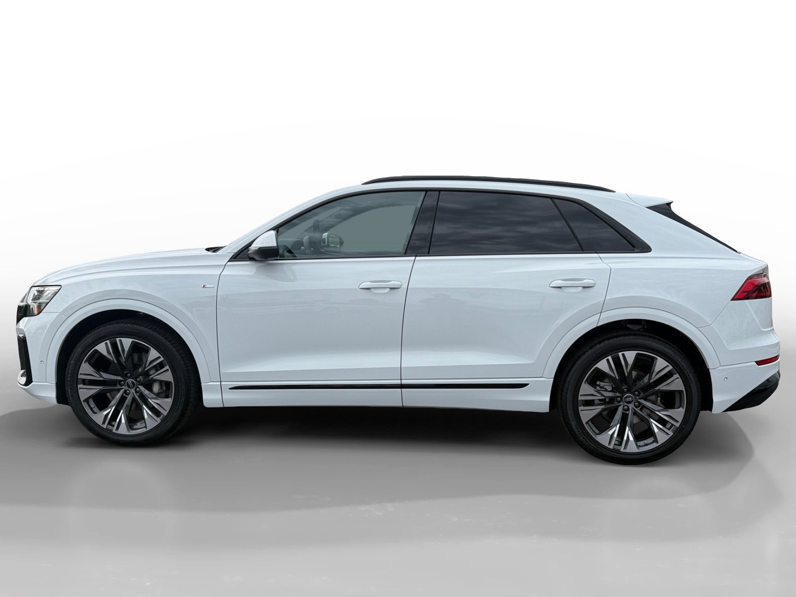 New 2026 Audi Q8 Premium Plus AWD/4WD image 2