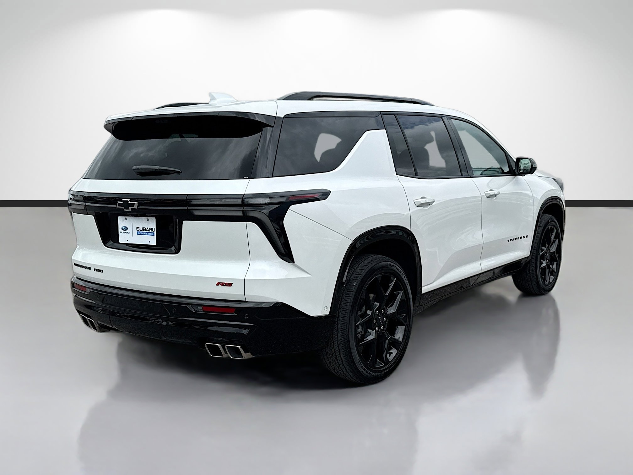 Used 2024 Chevrolet Traverse RS w/ LPO, Floor Liner Package image 3