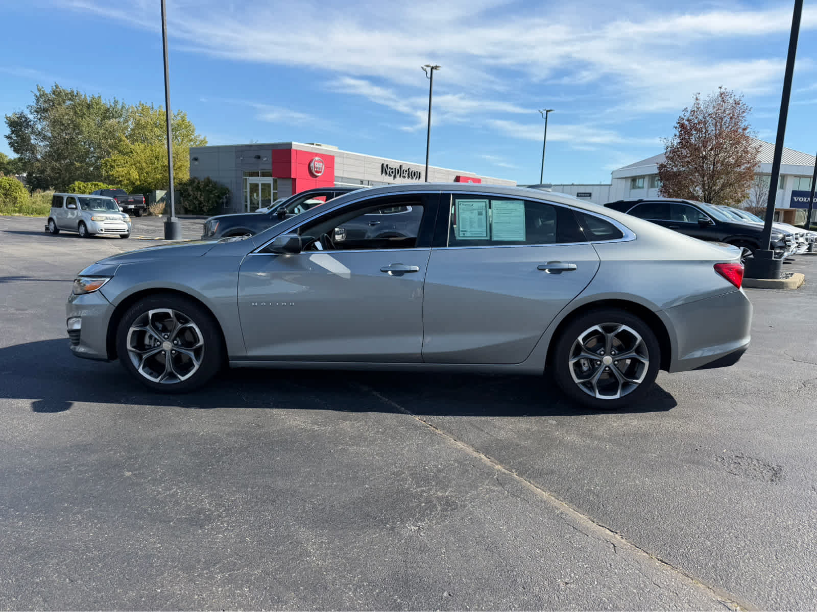 Used 2023 Chevrolet Malibu LT FWD image 4