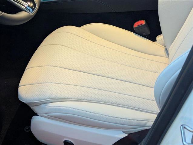 New 2026 Mercedes-Benz E 350 Sedan image 4