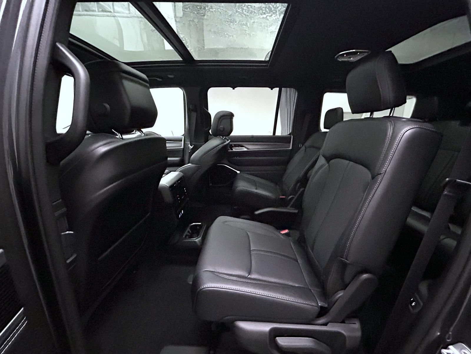 New 2026 Jeep Grand Wagoneer Limited AWD/4WD image 11
