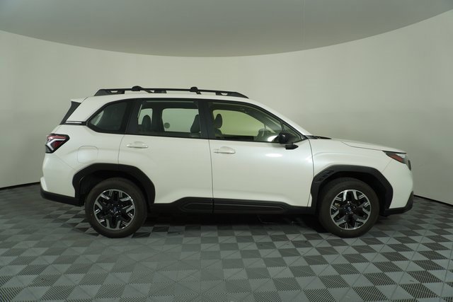 Used 2025 Subaru Forester w/ Convenience Package #1 image 8