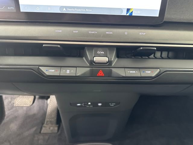 Used 2024 Kia EV9 Wind image 23