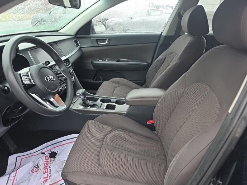 Used 2020 Kia Optima LX image 8