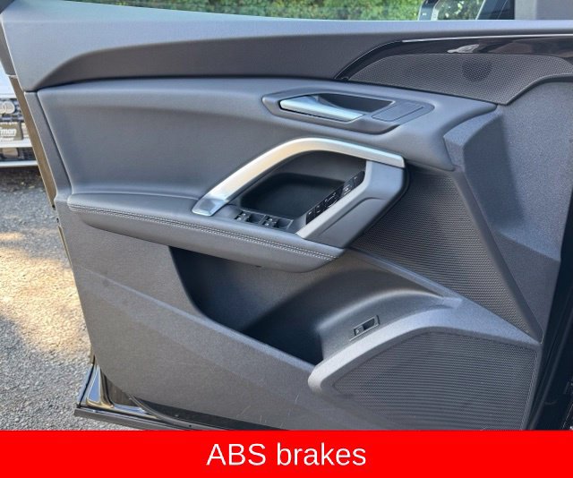 Certified 2025 Audi Q5 Premium w/ Convenience Package AWD/4WD image 15