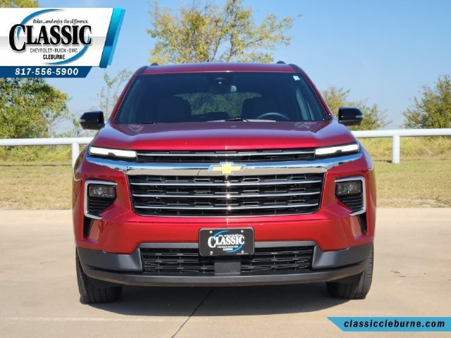 Used 2025 Chevrolet Traverse LT w/ Driver Confidence Package FWD image 5