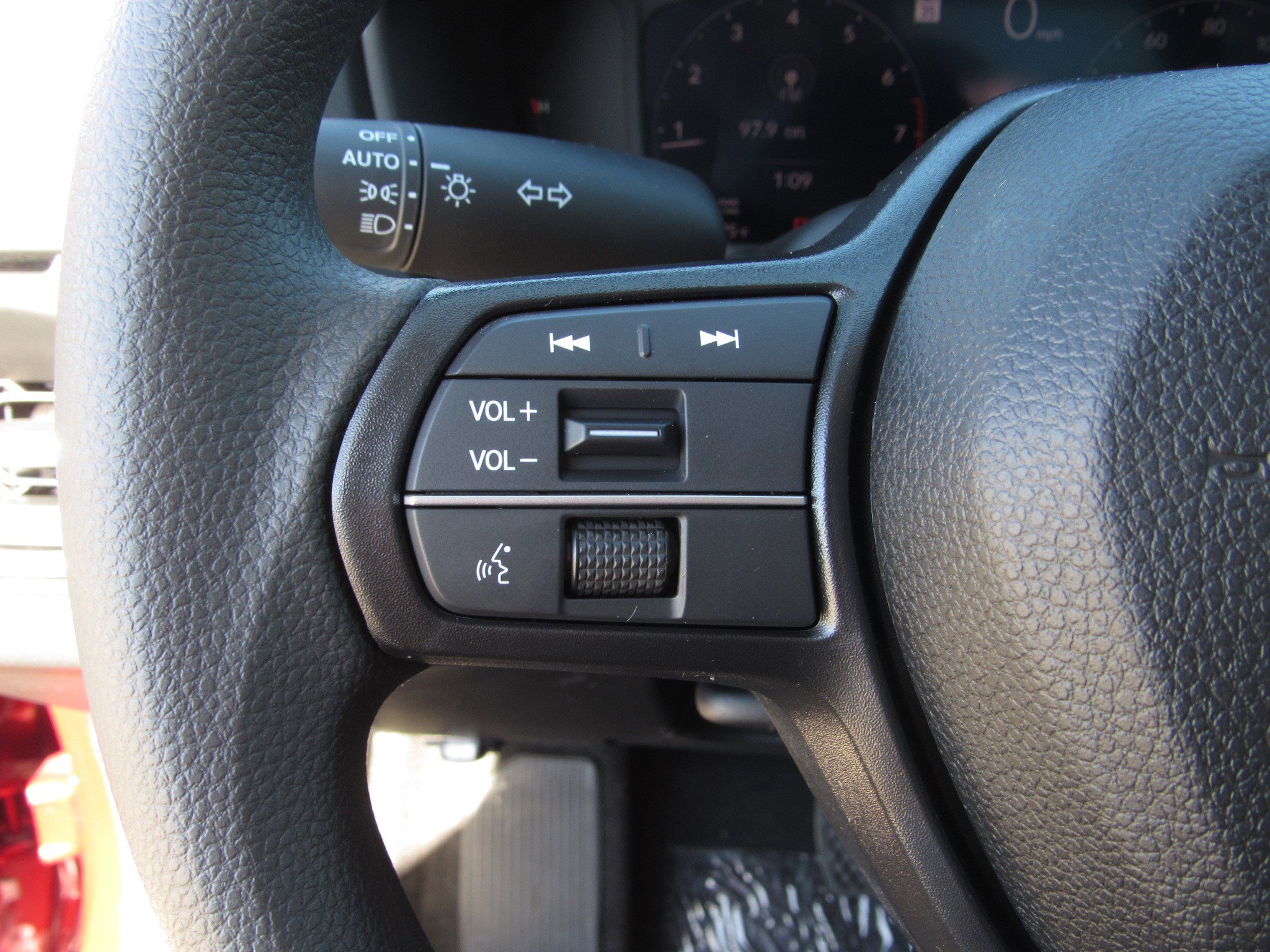 New 2025 Honda Accord SE image 23