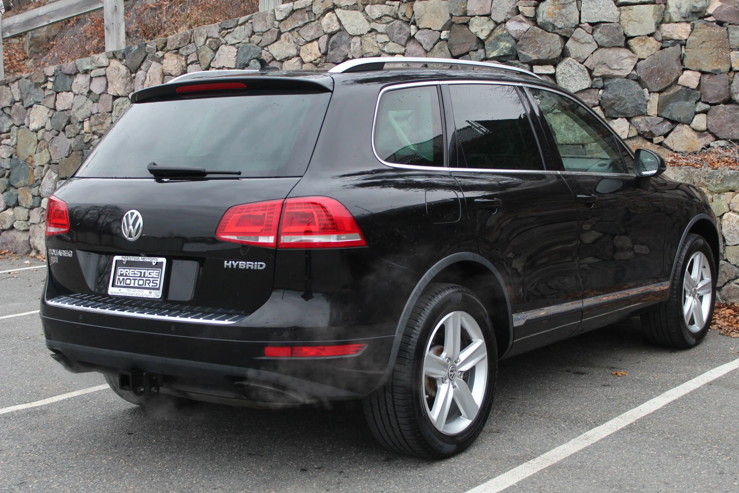 Used 2014 Volkswagen Touareg Hybrid image 9