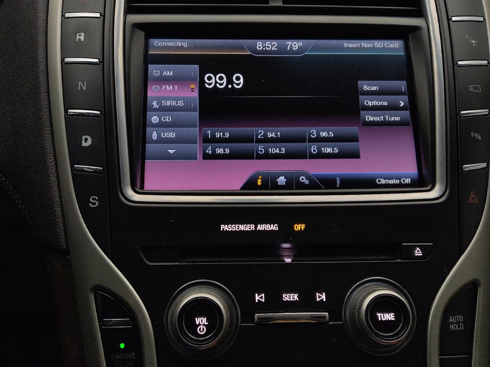 Used 2016 Lincoln MKX Reserve w/ Technology Package FWD image 25