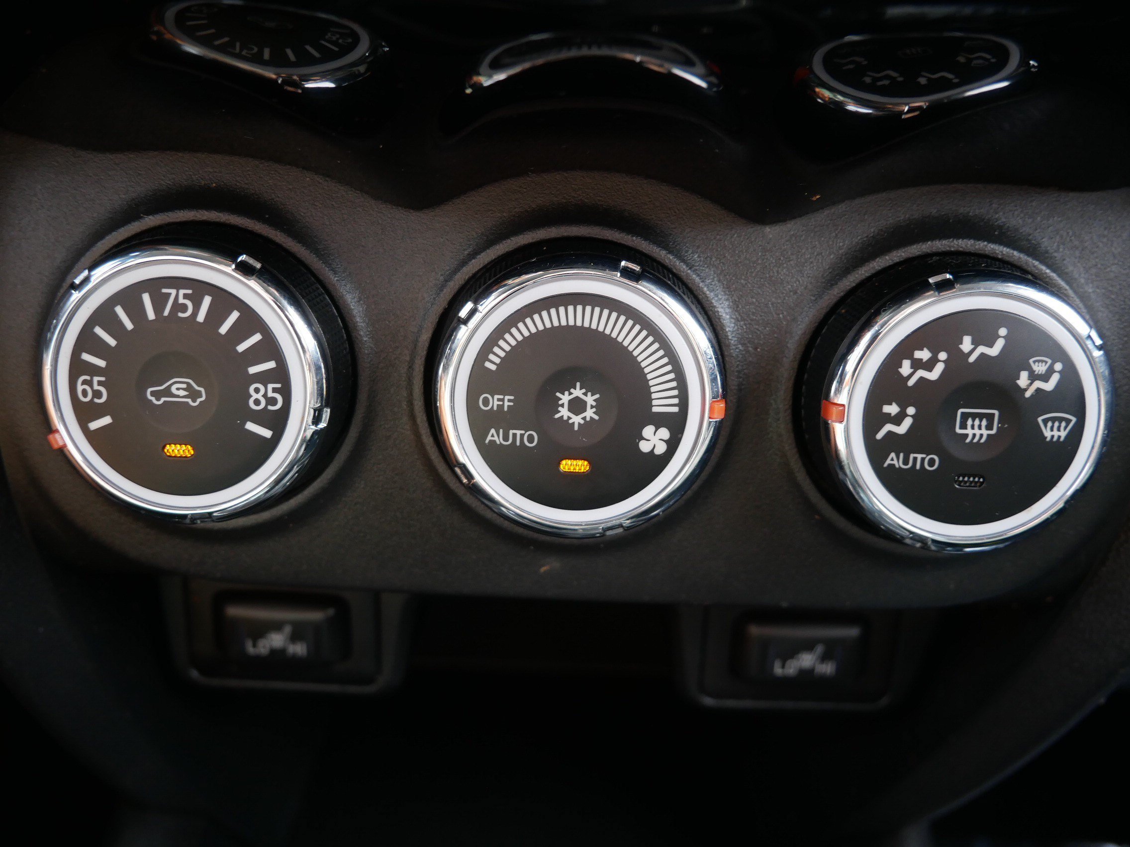 Used 2015 Mitsubishi Outlander Sport SE AWD/4WD image 23