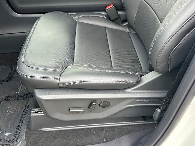 New 2025 Ford Expedition Platinum w/ Stealth Performance Package image 9