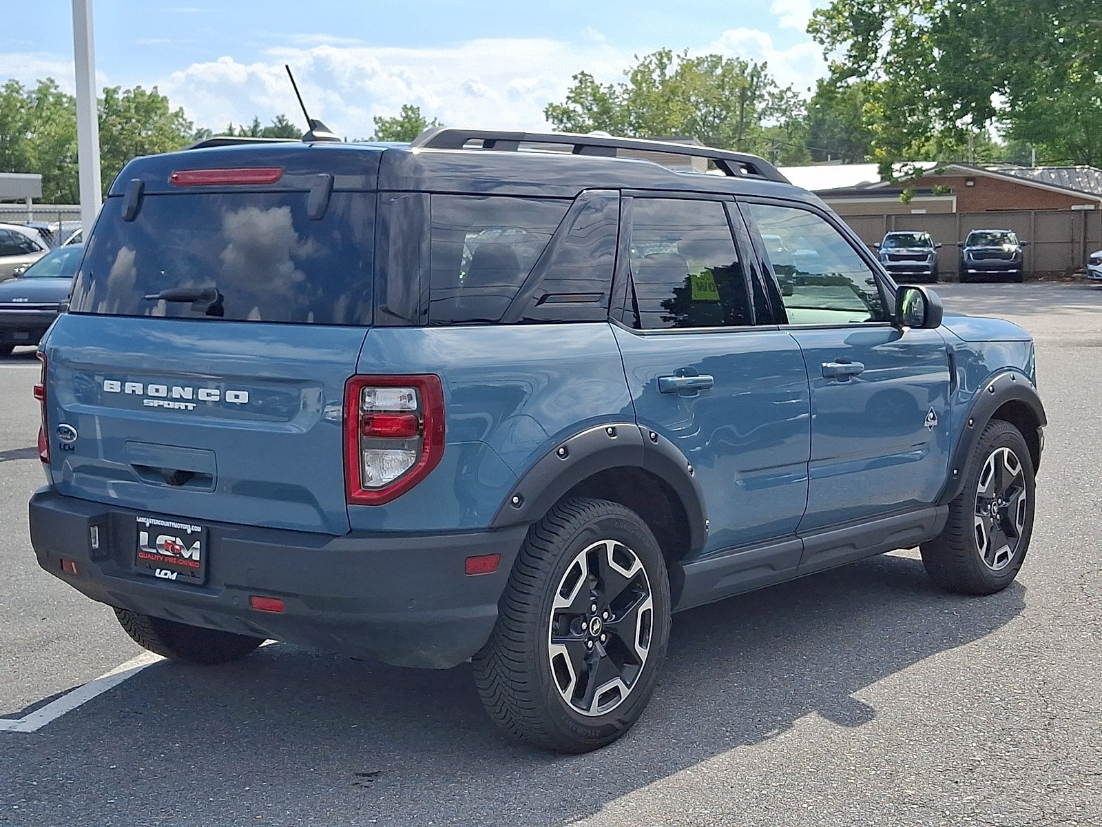 Used 2022 Ford Bronco Sport Outer Banks w/ Tech Package AWD/4WD image 4