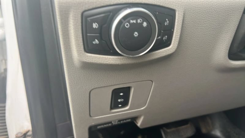 Used 2018 Ford F350 XLT w/ XLT Value Package AWD/4WD image 18