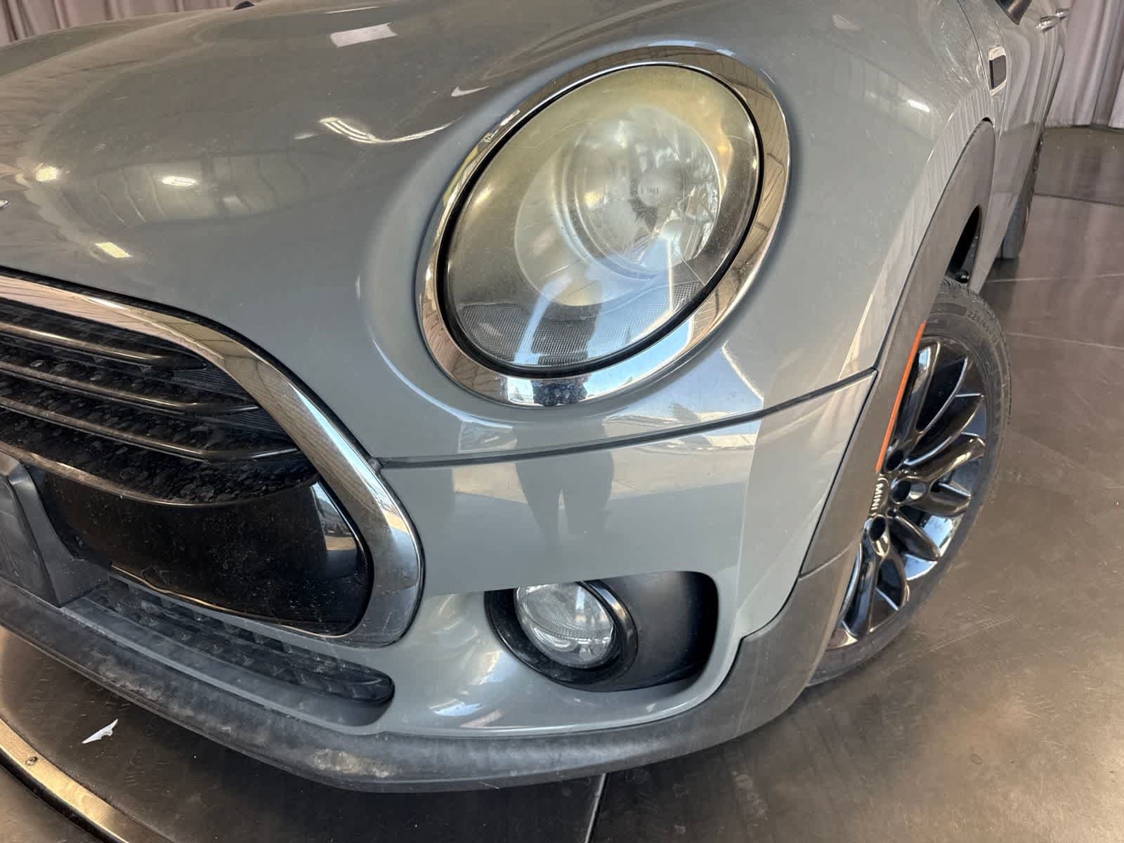 Used 2017 MINI Cooper Clubman FWD image 9