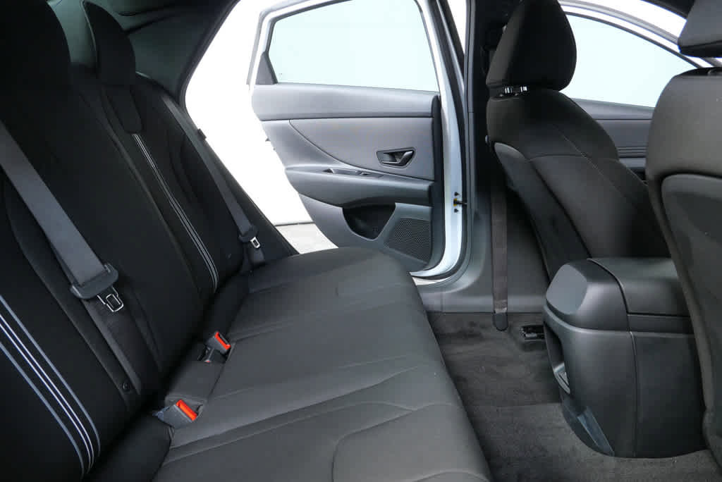 New 2026 Hyundai Elantra Sport image 16