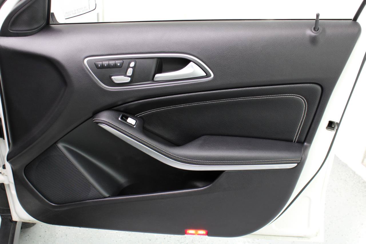 Used 2020 Mercedes-Benz GLA 250 w/ Convenience Package image 50