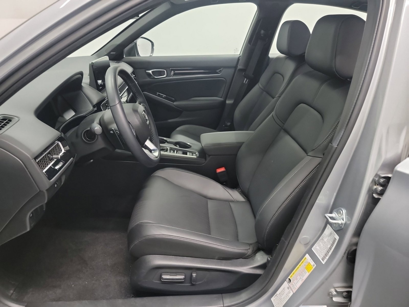 Certified 2025 Honda Civic Sport Touring image 12