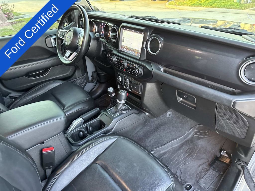 Used 2022 Jeep Wrangler Unlimited Sahara image 14