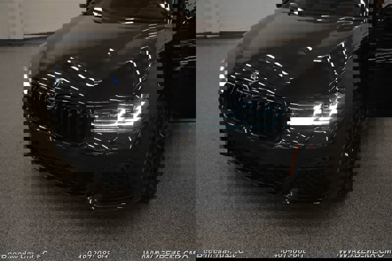 Used 2023 BMW 540i w/ M Sport Package image 49