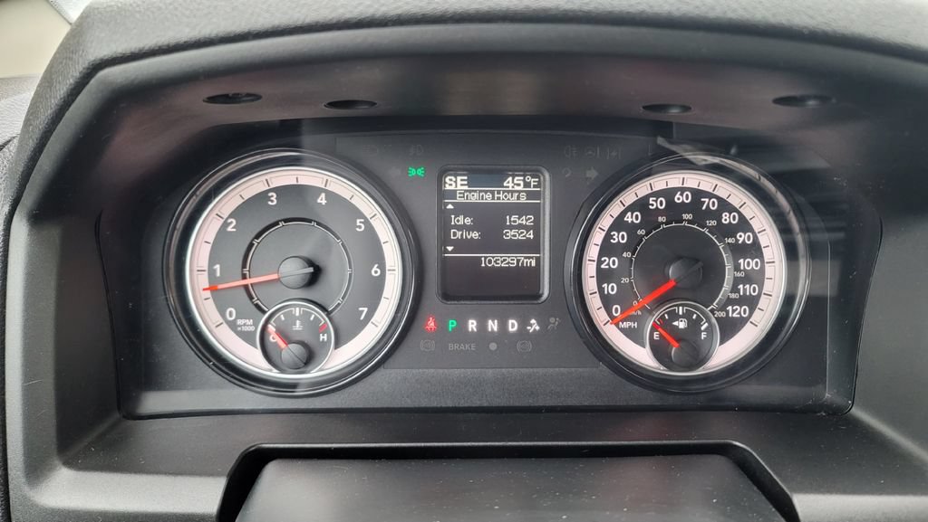 Used 2021 RAM 1500 Classic SLT AWD/4WD image 19