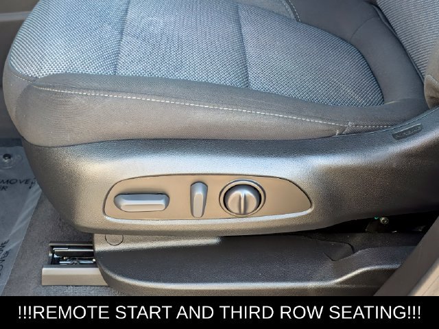 Used 2023 Chevrolet Traverse LT FWD image 14