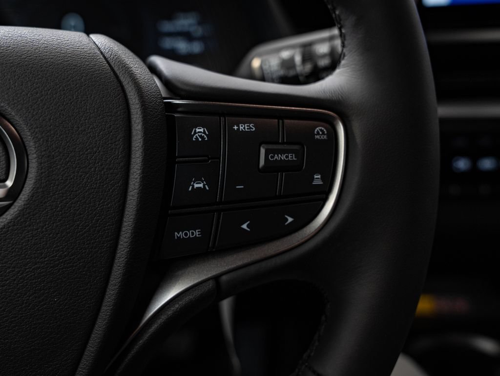 New 2026 Lexus UX 300h AWD image 29