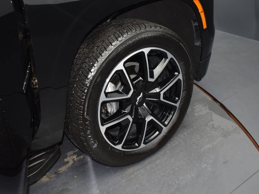 Used 2025 Chevrolet Tahoe RST w/ Comfort Package image 15