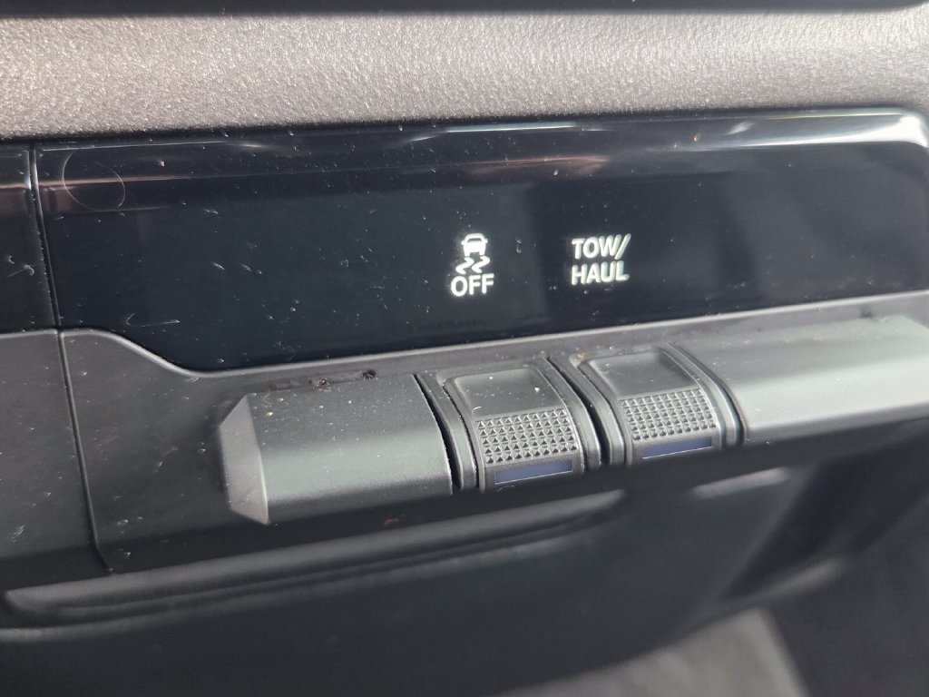 Used 2024 RAM 1500 Tradesman AWD/4WD image 23