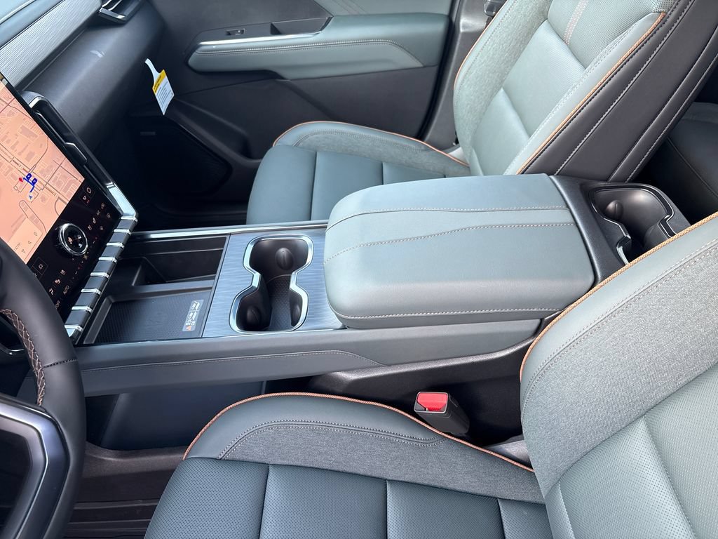 New 2026 GMC Acadia AT4 w/ Super Cruise Package AWD/4WD image 42