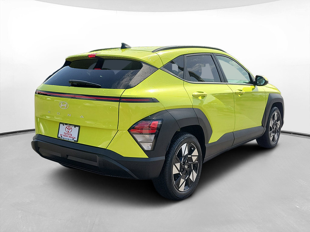 Used 2024 Hyundai Kona SEL FWD image 4