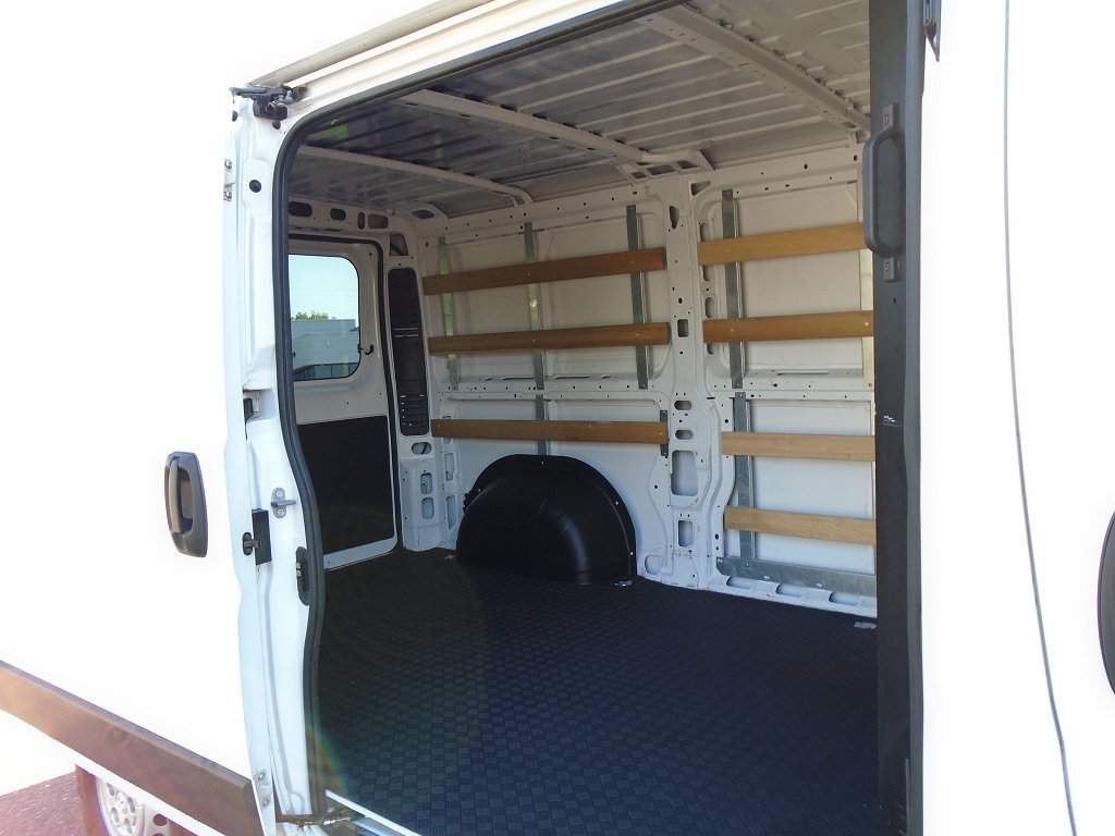Used 2025 RAM ProMaster 2500 w/ U-Haul Equipment Group FWD image 13