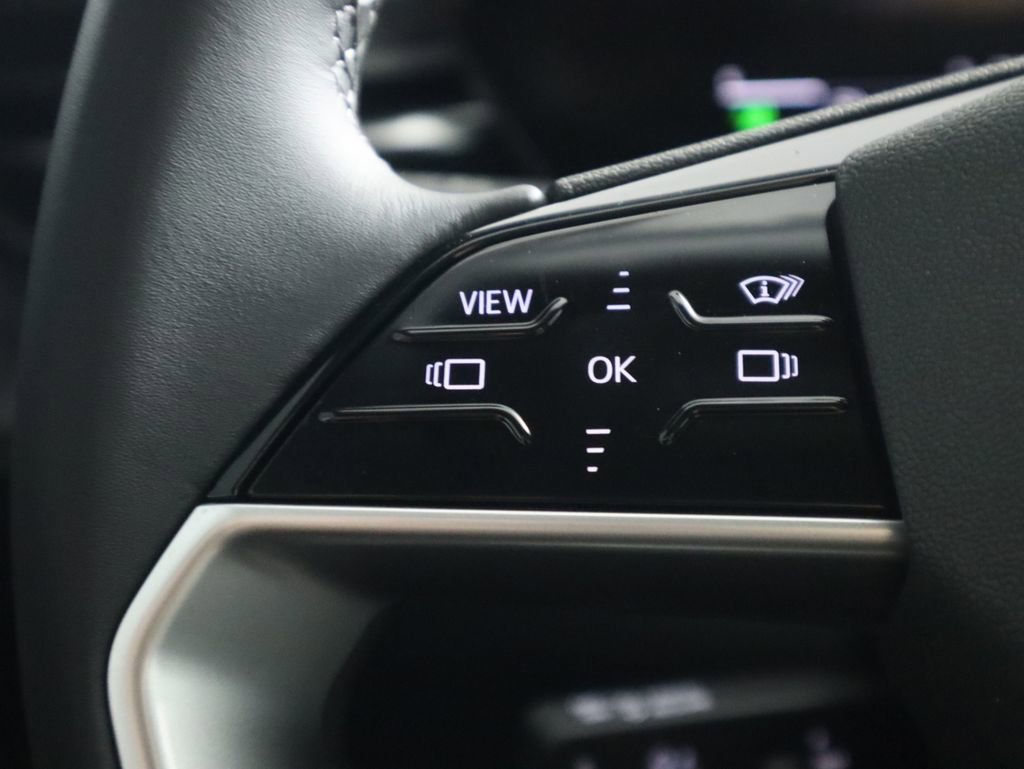 Used 2025 Audi Q5 Premium w/ Premium Plus AWD/4WD image 12