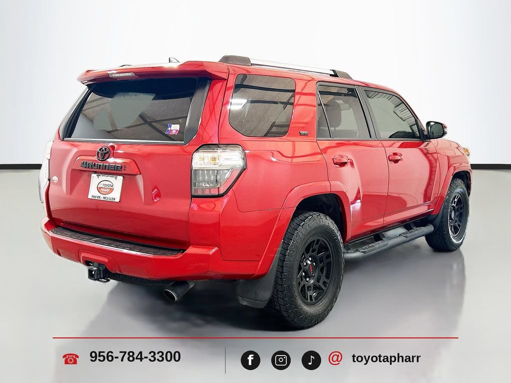 Used 2024 Toyota 4Runner SR5 Premium w/ Moonroof Package RWD image 4