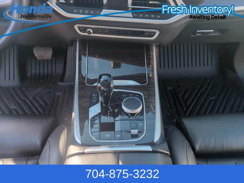 Used 2021 BMW X7 xDrive40i w/ Parking Assistance Package image 18