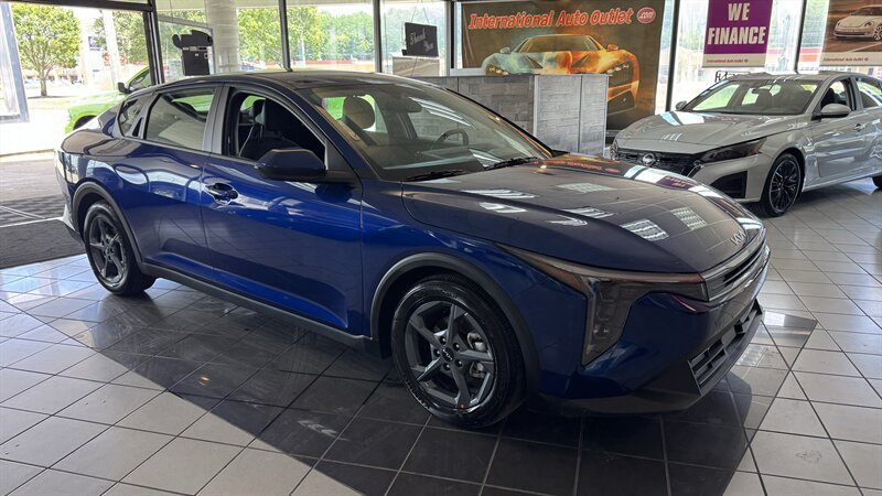 Used 2026 Kia K4 FWD image 4